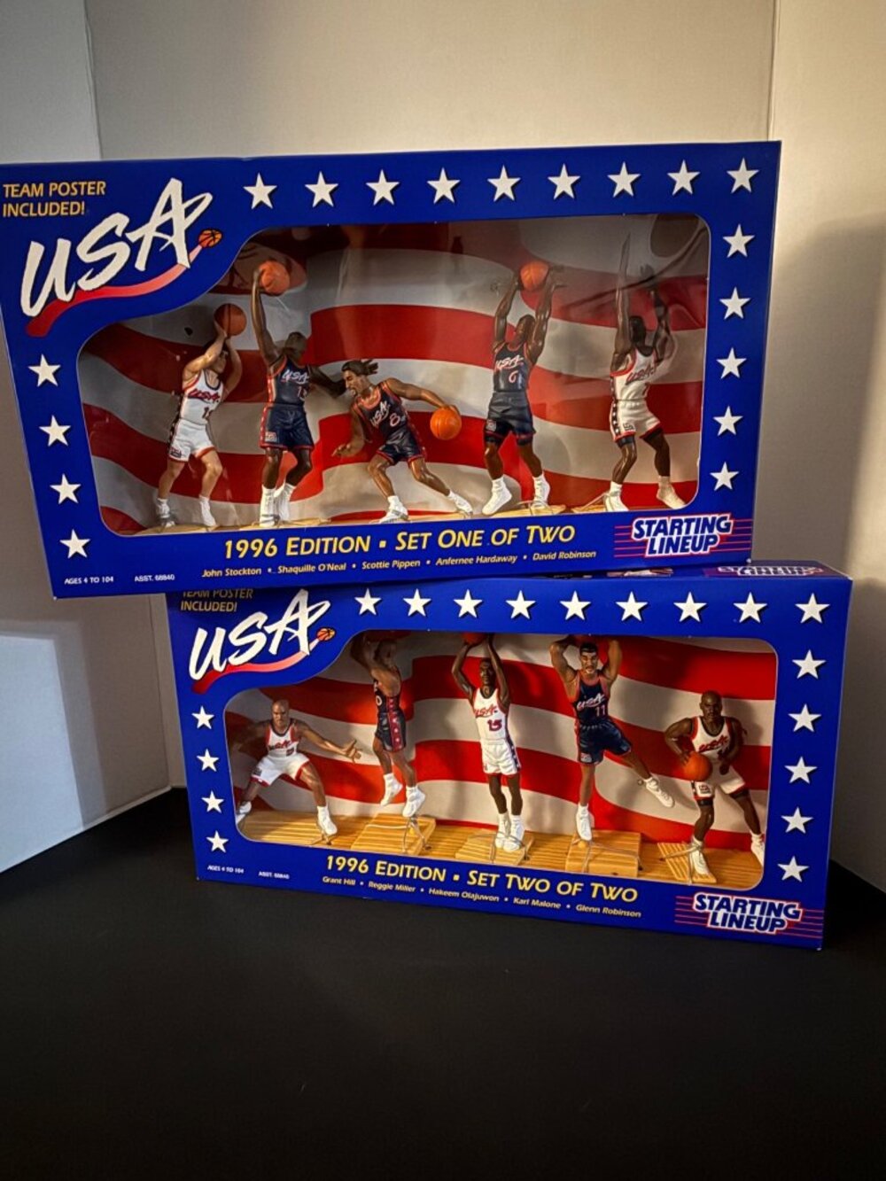 Starting Lineup USA Basketball 1996 Edition Figure Sets Team Poster Included. Se